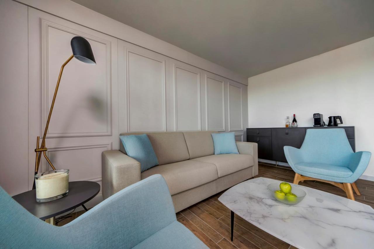 Land's End, Boutique 4* Sliema