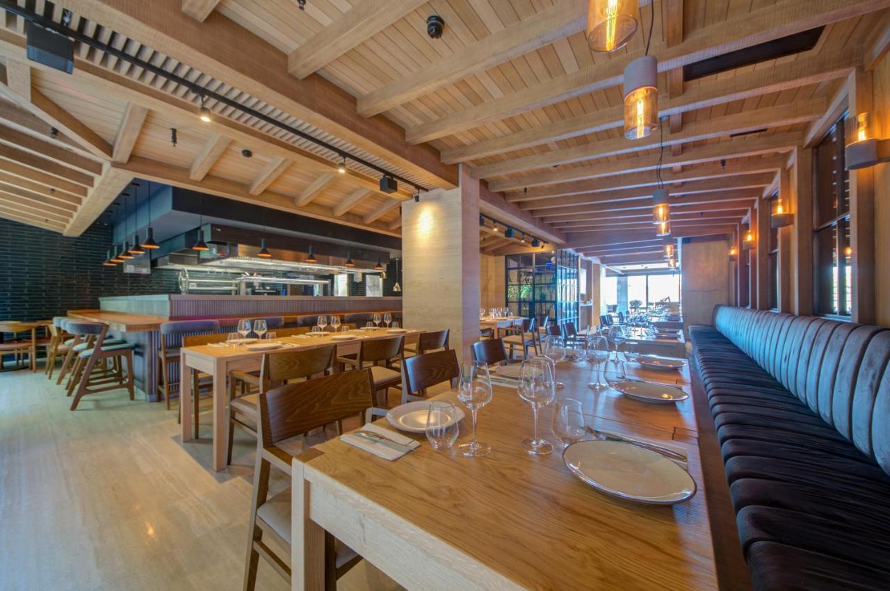 Hotel Land's End, Boutique